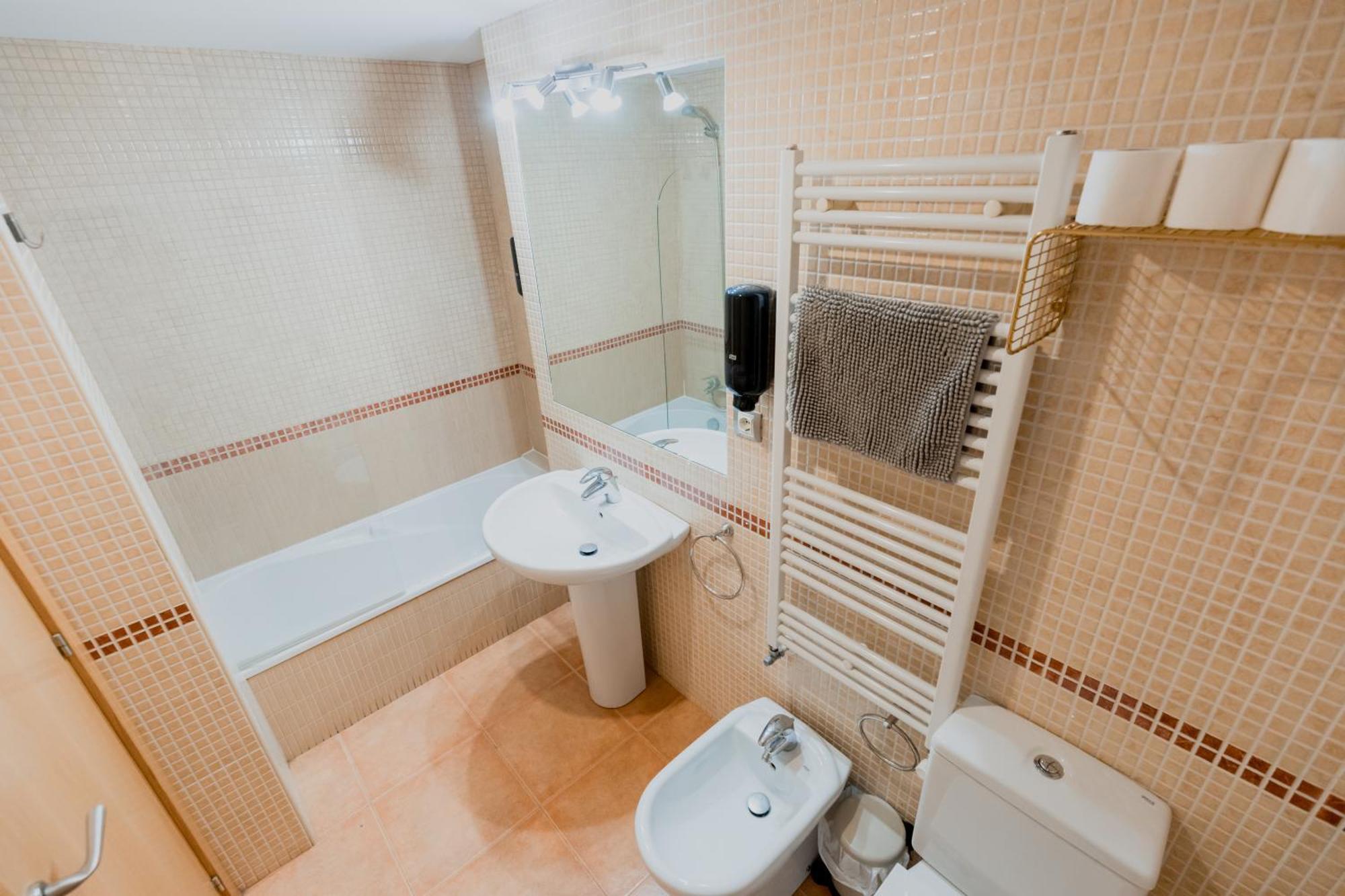 Confort Escaldes Hut 5003 - Hut 7755 أندورا لا فيلا المظهر الخارجي الصورة